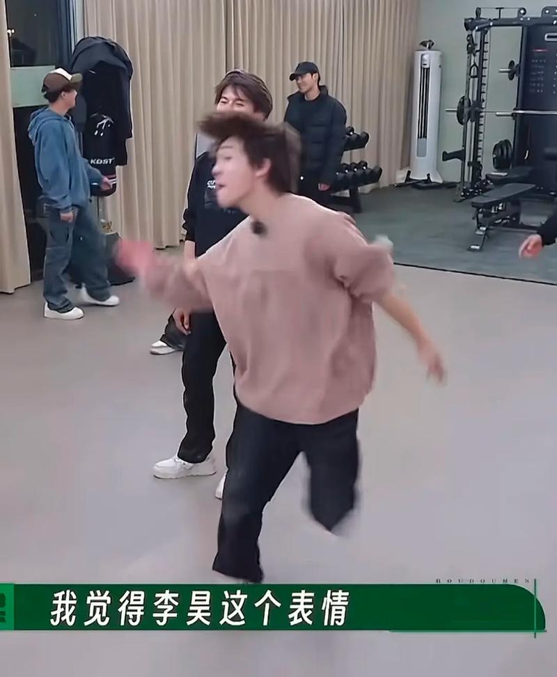 精装难兄难弟笑死了,精装难兄难弟笑死了表情包